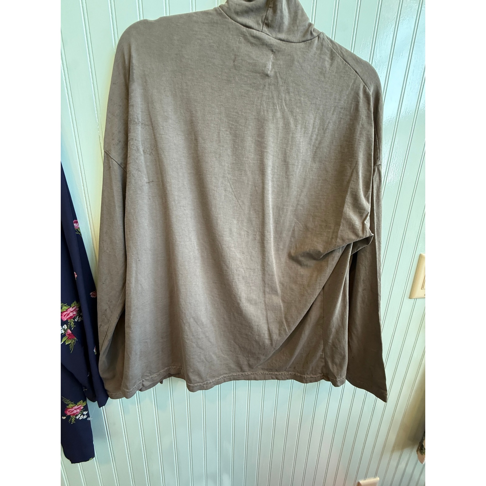 Nwt Older Brother Natural Dye Funnel Neck Top Gender Neutral L — image 8 of 8